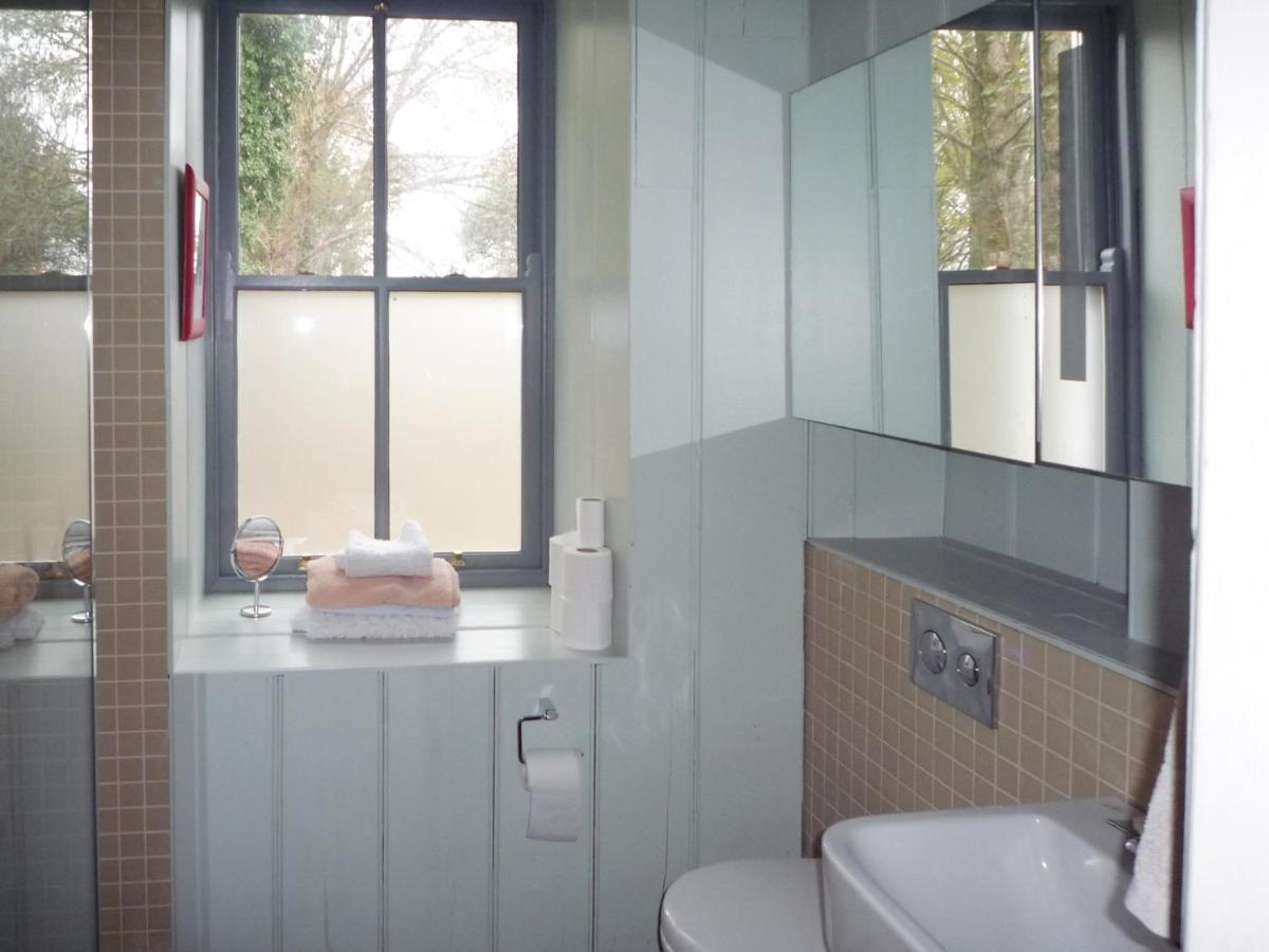 Ballyquirke House By Trident Holiday Homes Moycullen Екстериор снимка